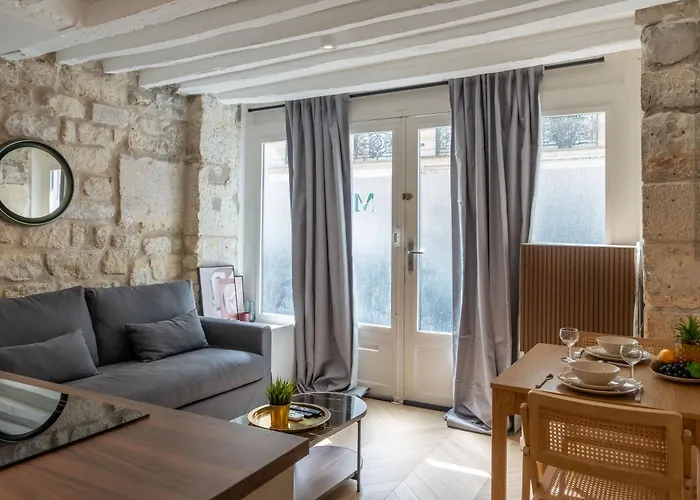 Lavie Maison A C&sauna * Paris